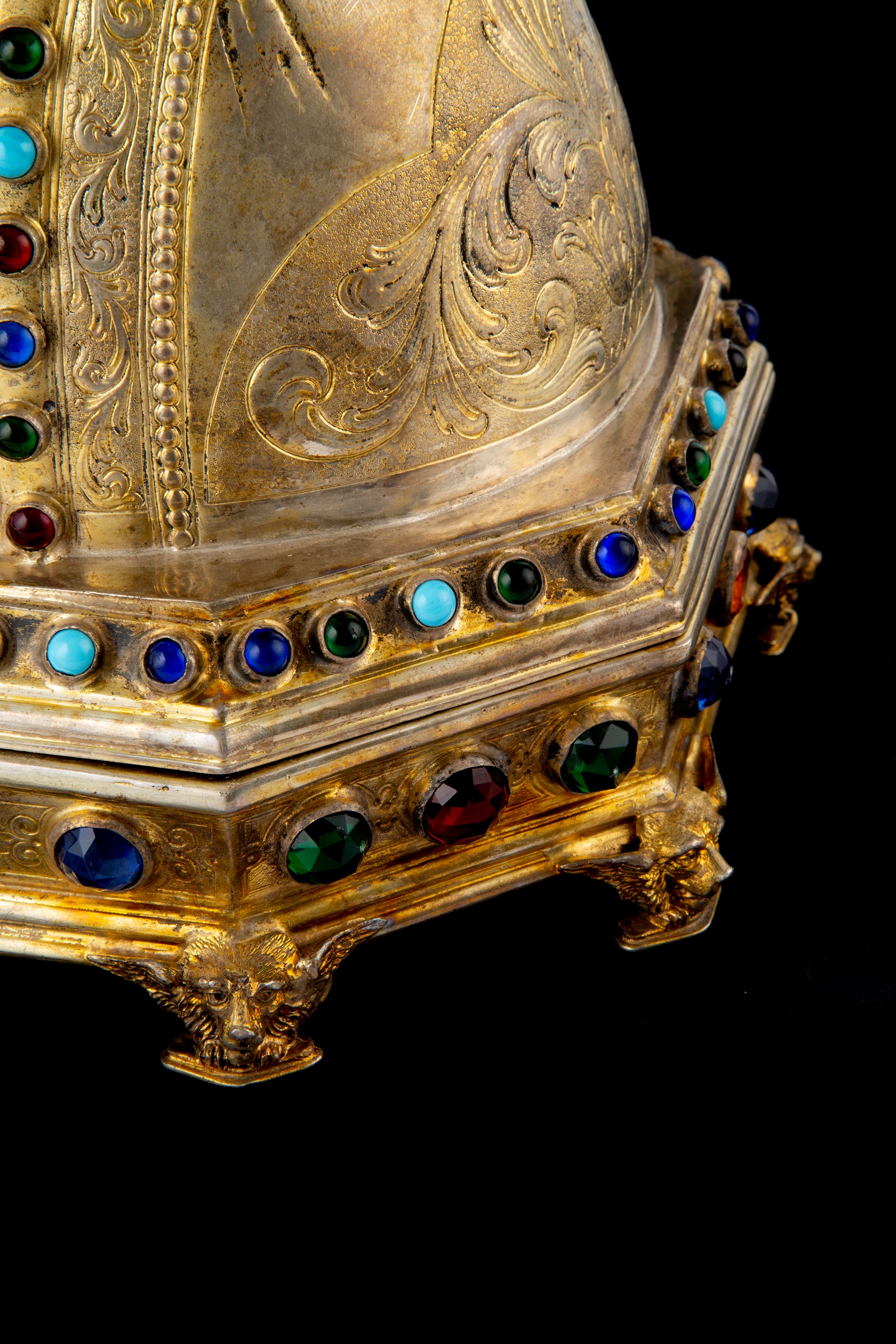 Scultura portareliquie in argento