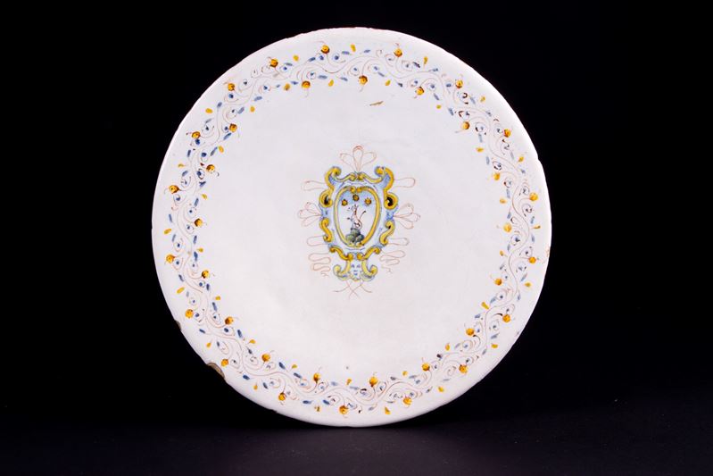 Alzatina in maiolica