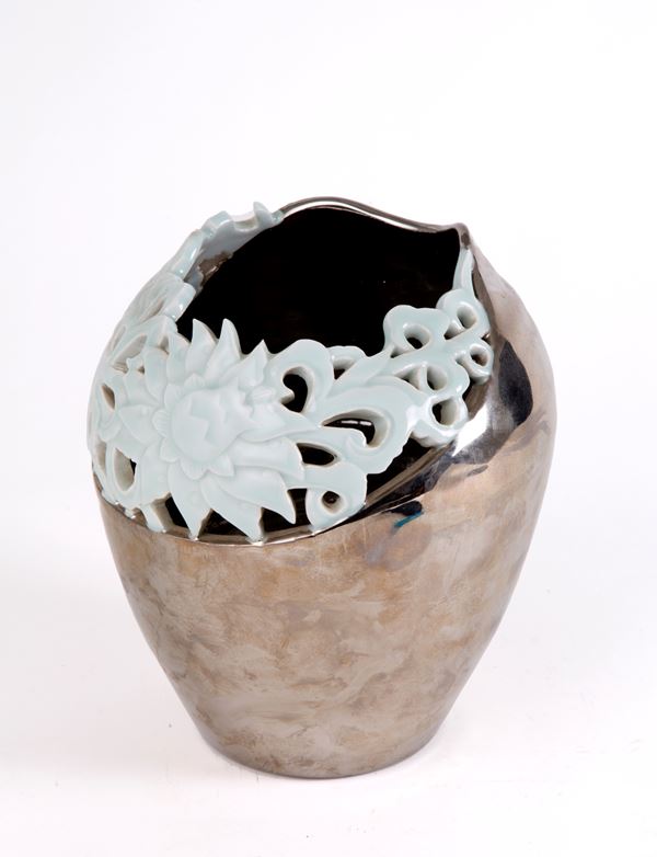 Porcelain vase