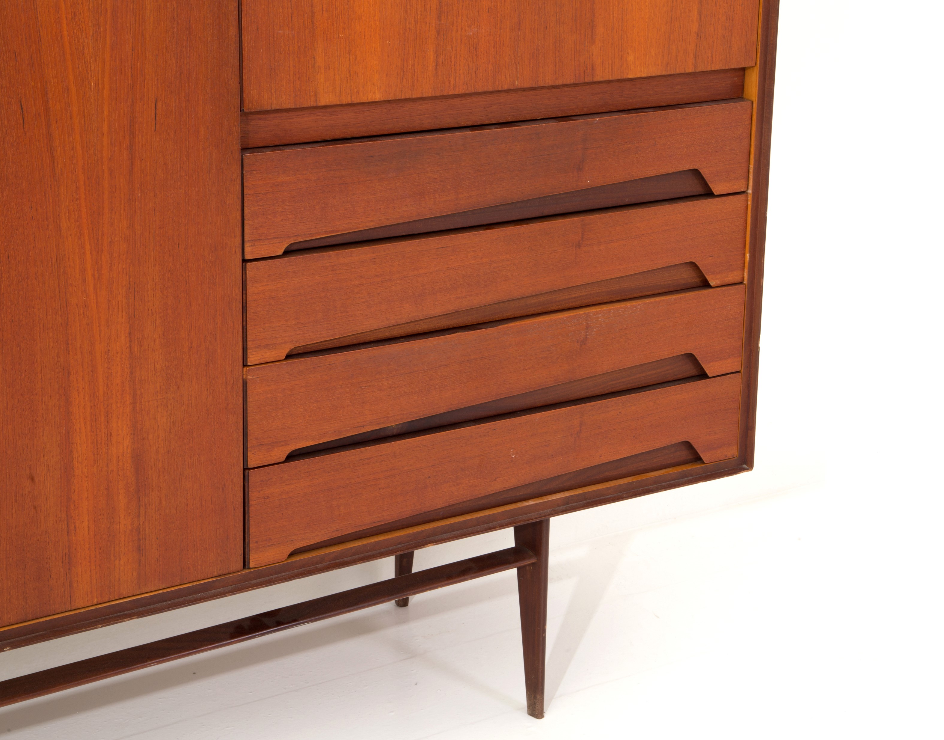 Edmondo Palutari - Credenza per Dassi