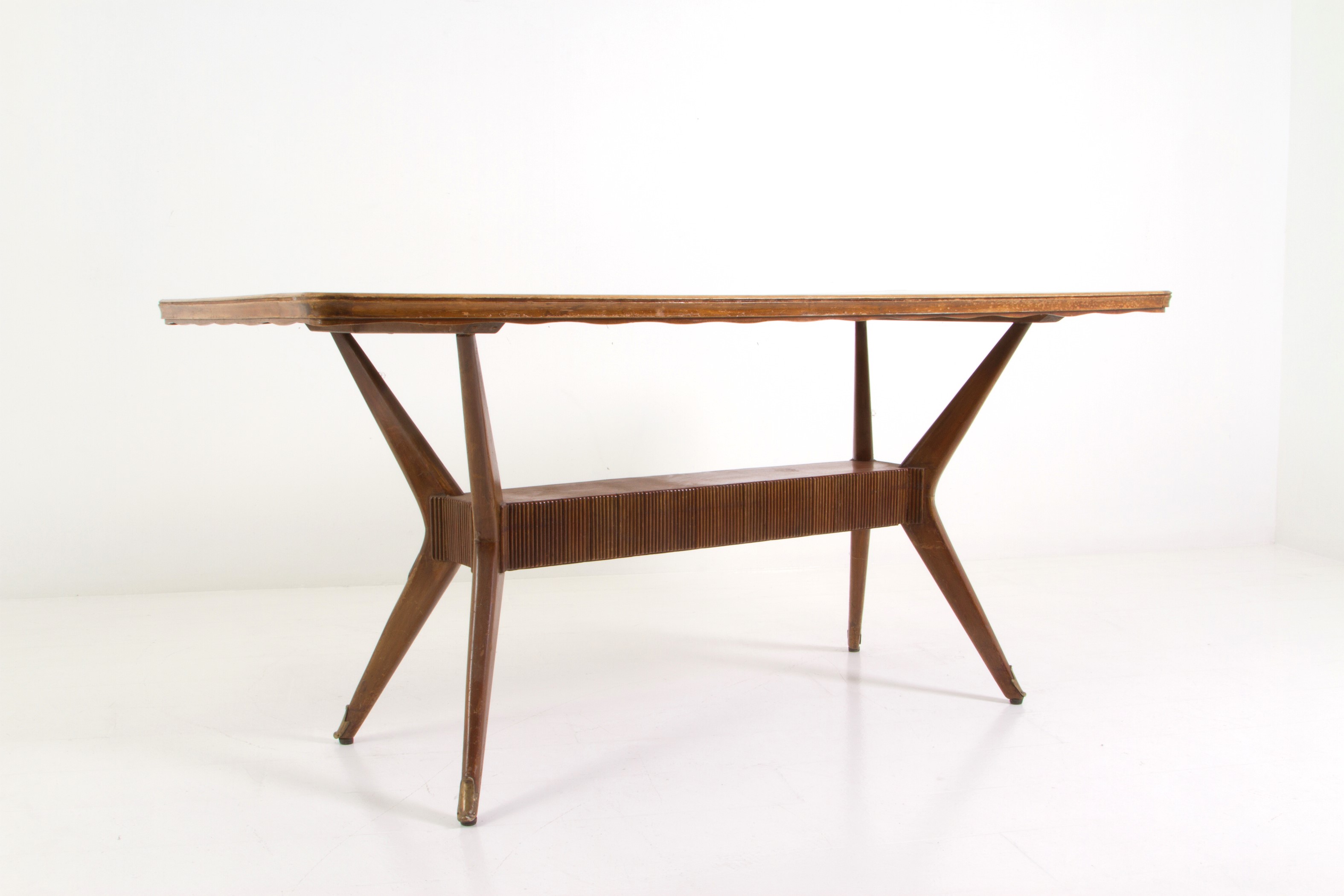 Tavolo con Piano in Formica