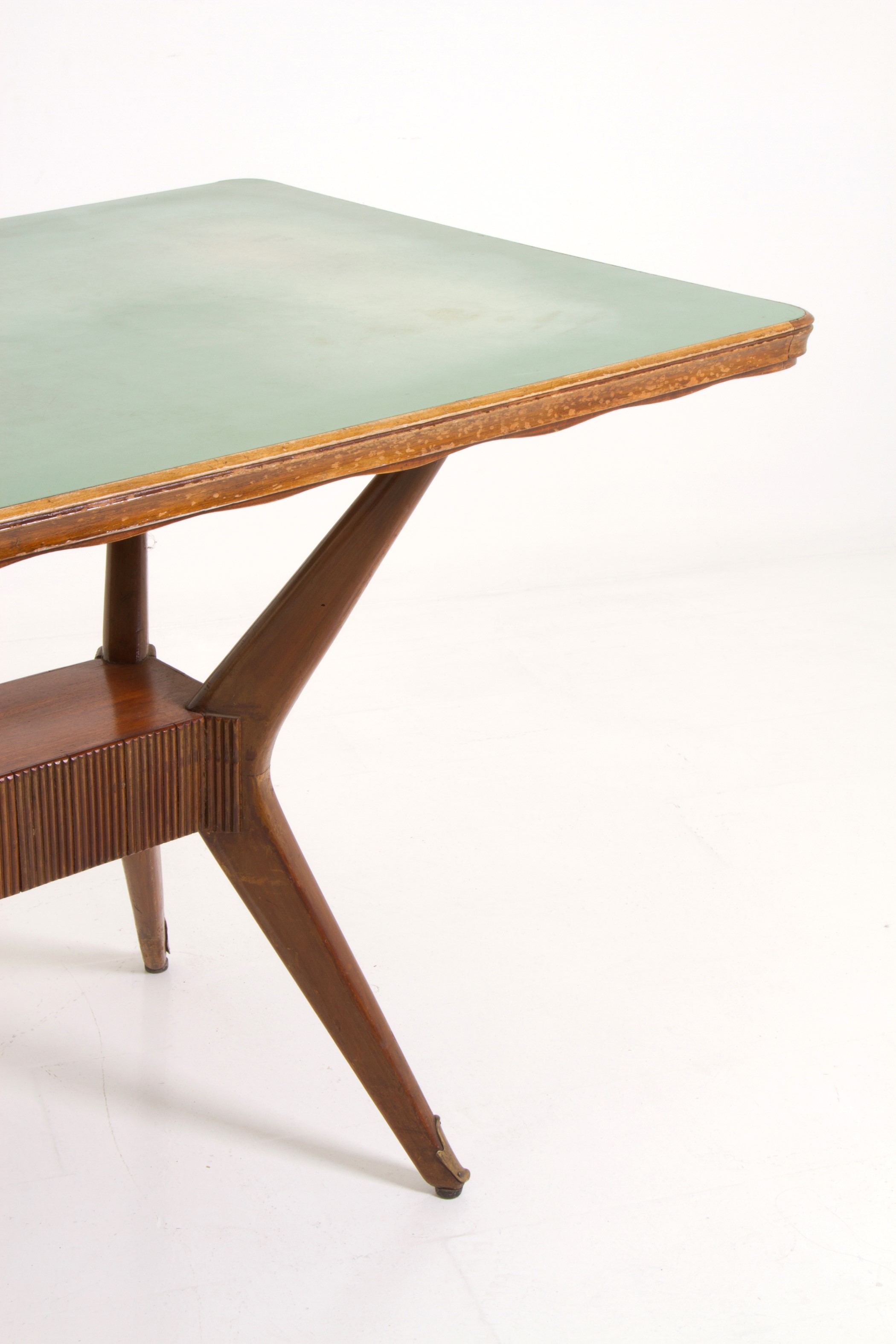 Tavolo con Piano in Formica