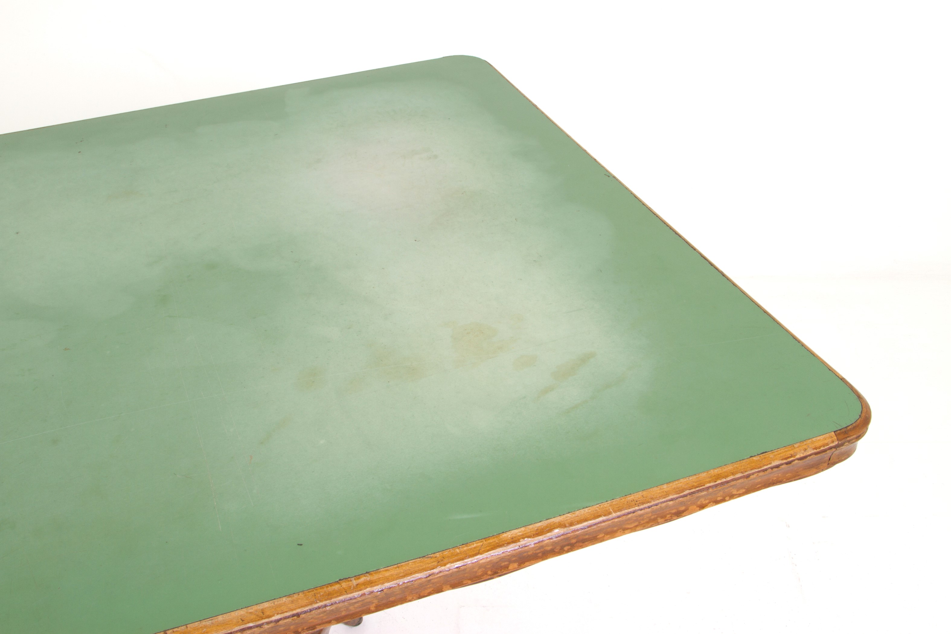 Tavolo con Piano in Formica