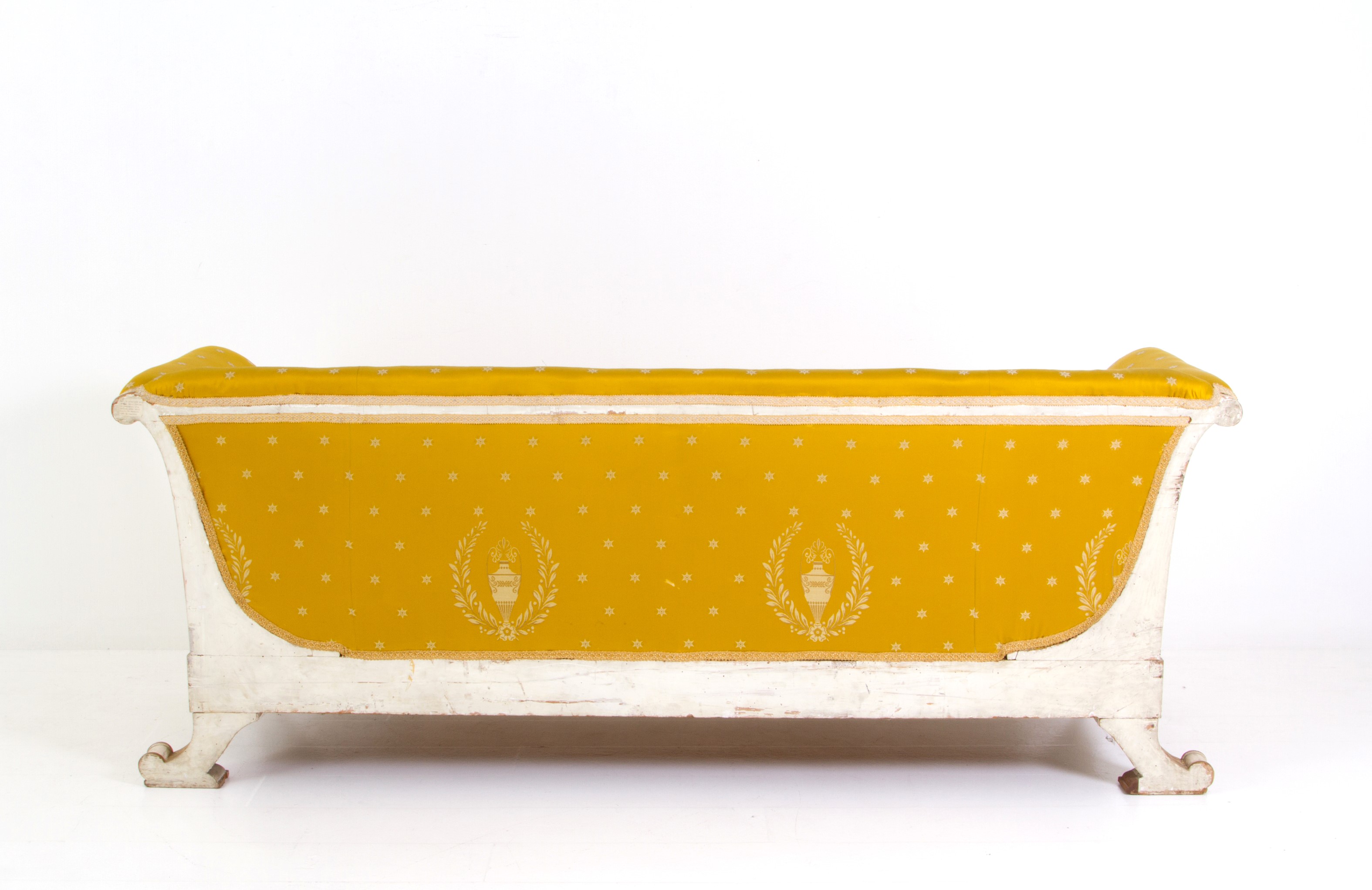 Divano a corbeille in legno