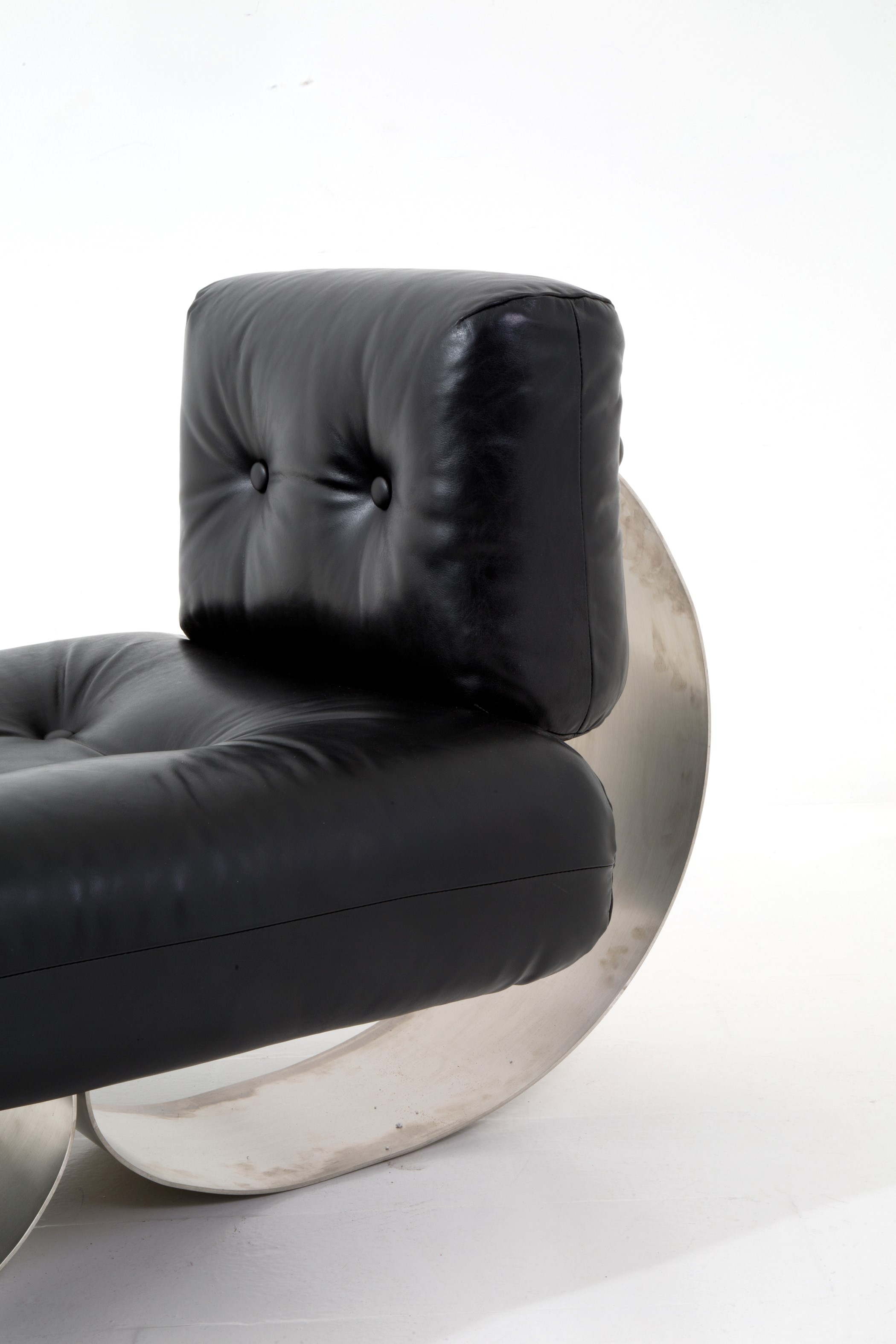 Oscar Niemeyer - Poltrona con Pouff per Mobilier International