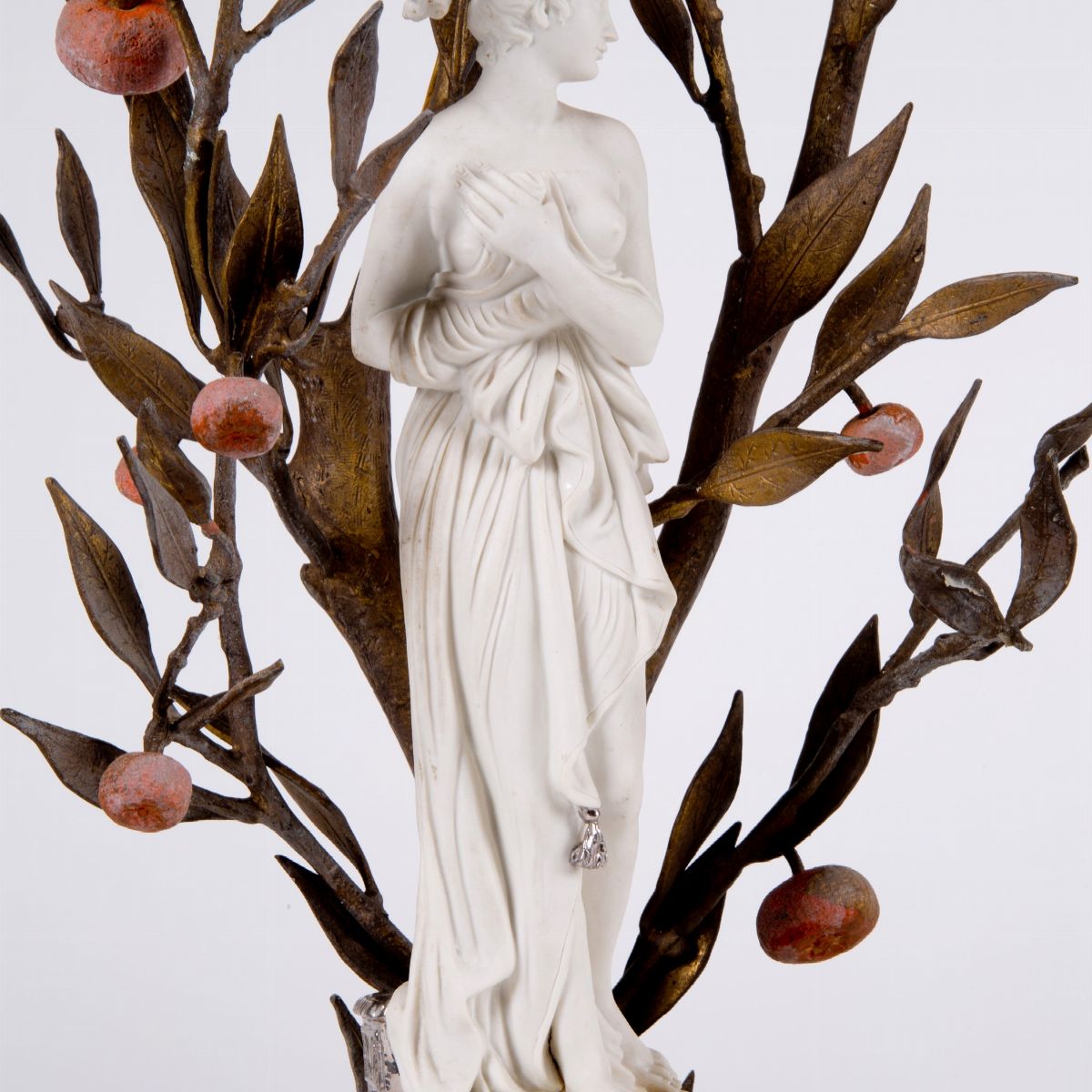 Coppia di candelabri in bronzo