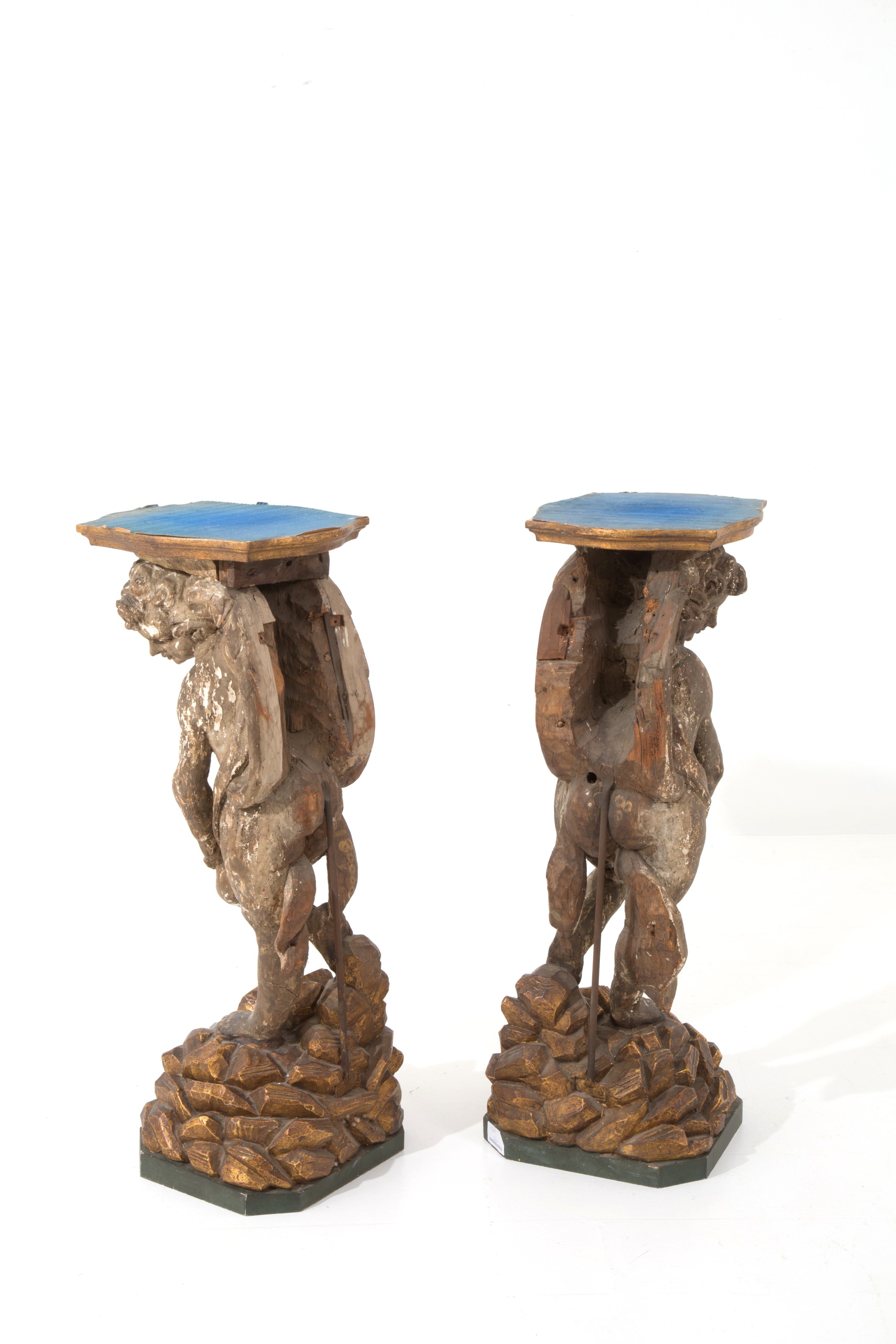 Coppia di sculture con angeli