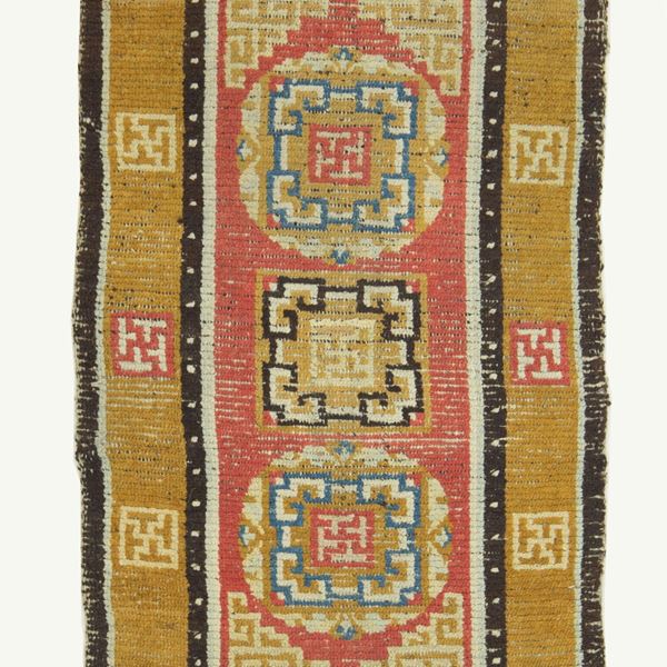 Tappeto Tibet disegno a tre medaglioni