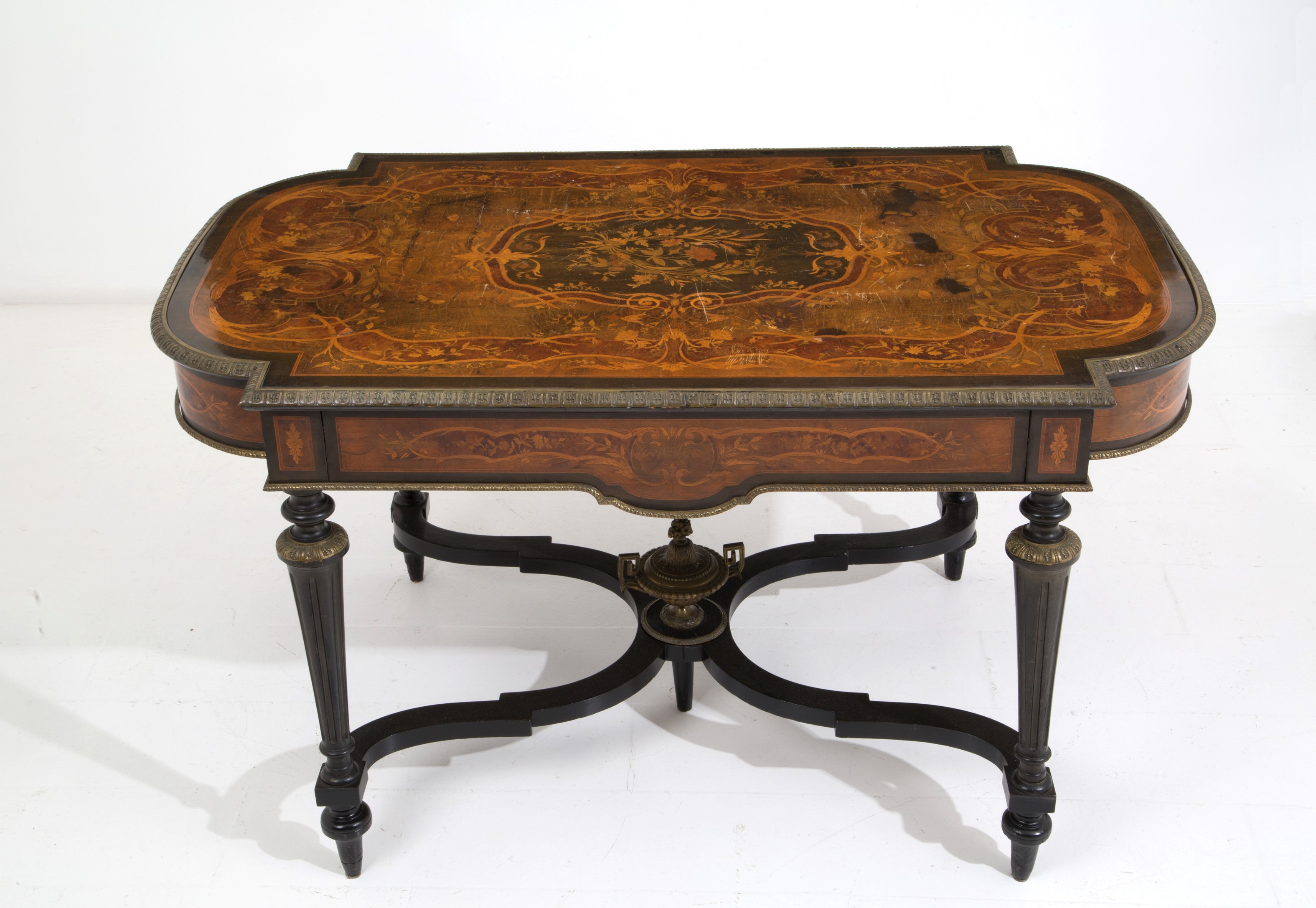 Tavolo da centro in legno