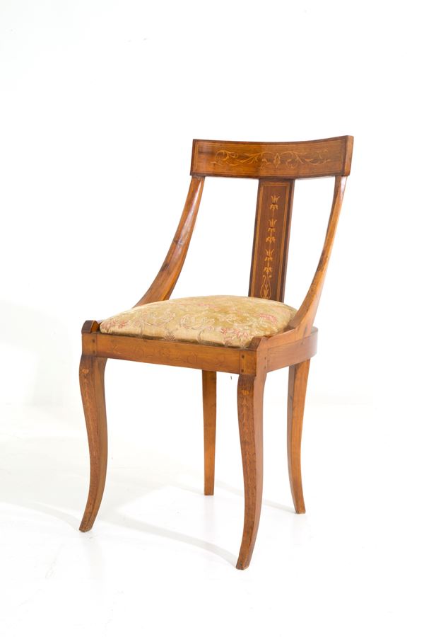 Sedia in legno filettato