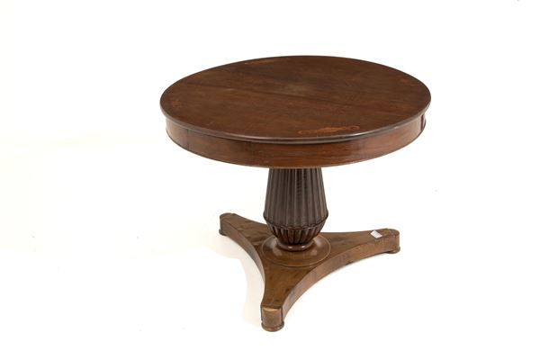 Round table