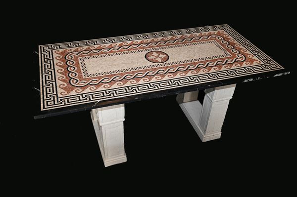 Marble table  - Auction MILANO DECOR - Antiques, Fine Art, Photographs & Design Auction (n° 90) - Viscontea Casa d'Aste