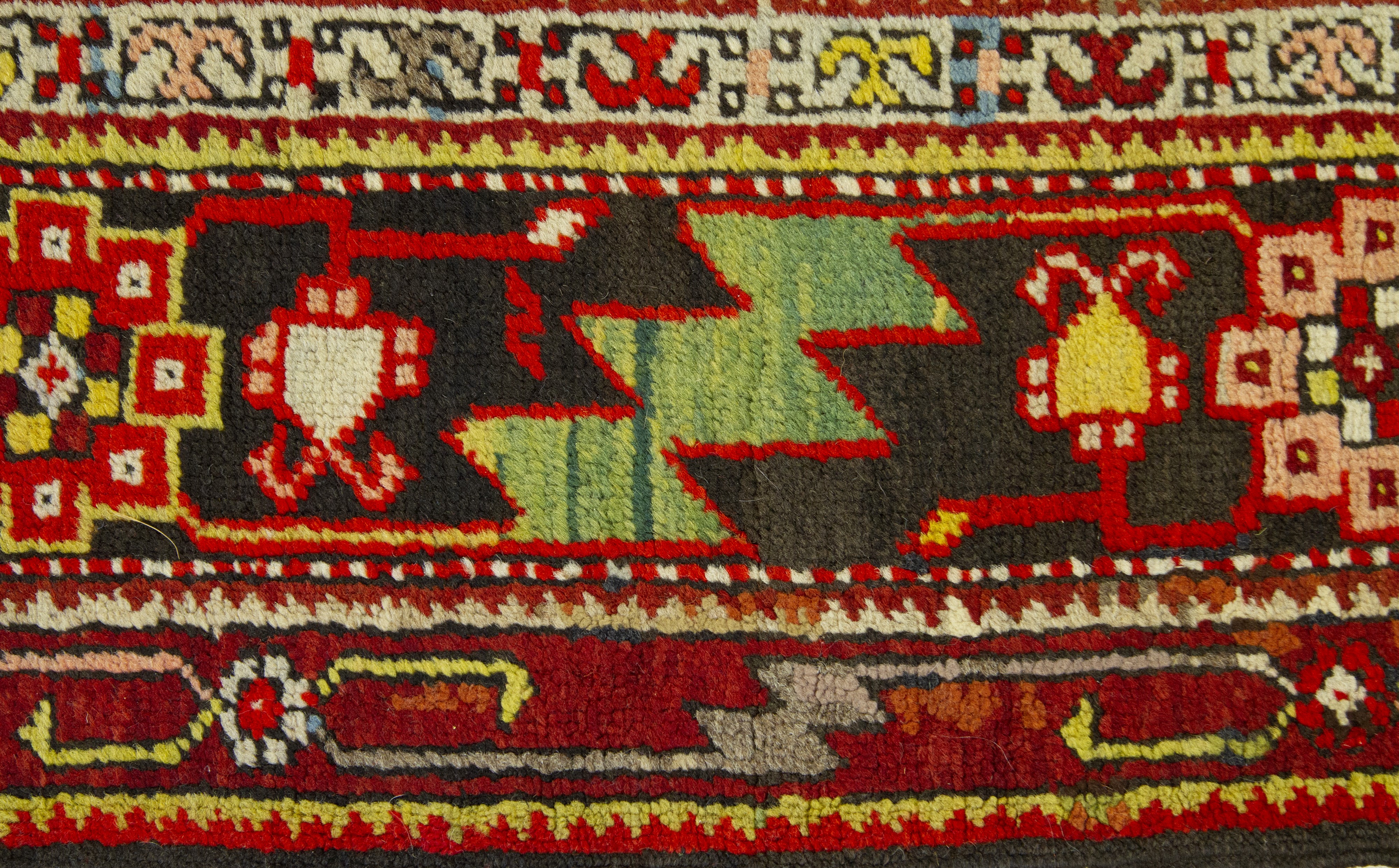 Tappeto Karabagh, Caucaso, circa 1900, 400x120 cm