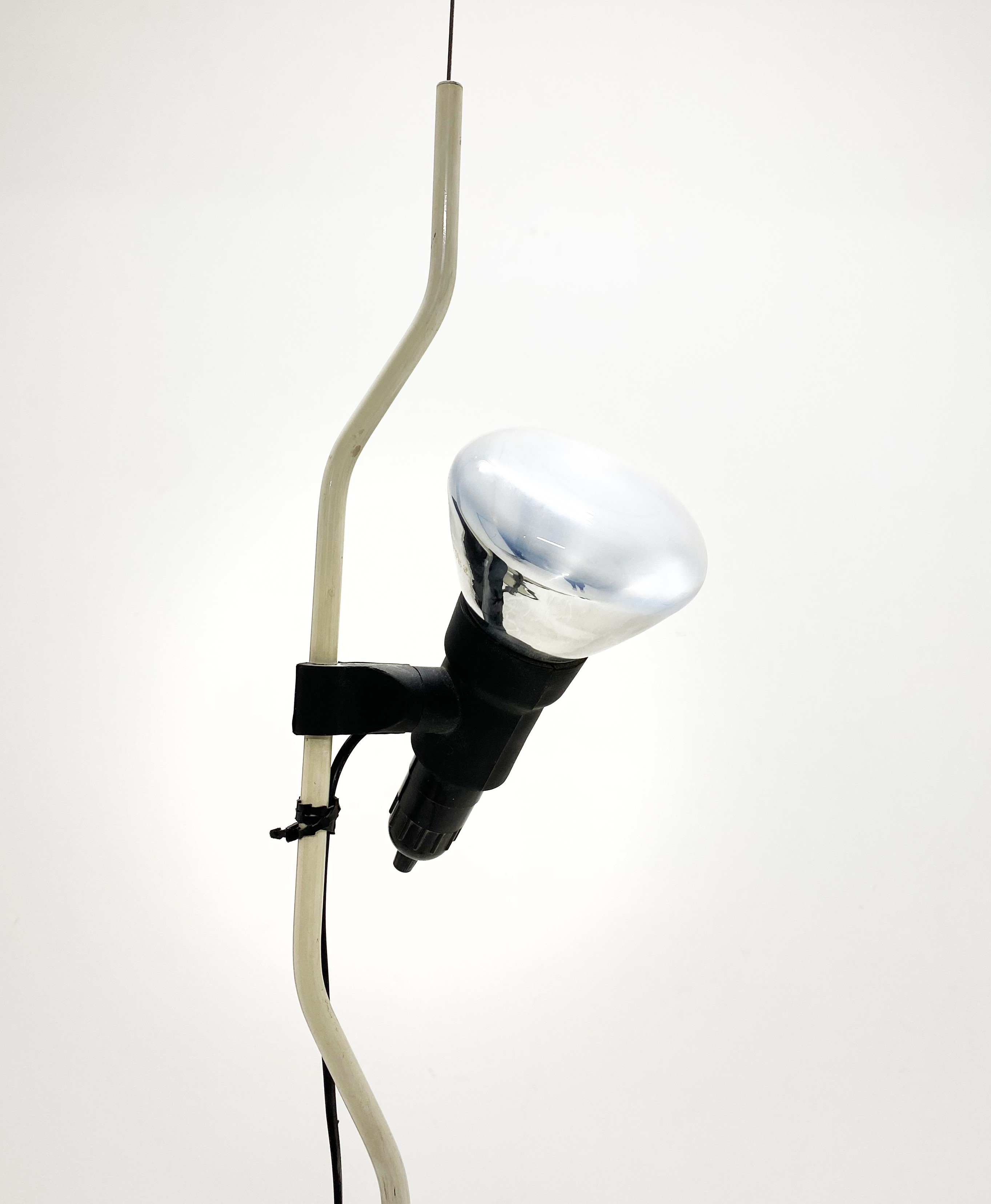 Achille Castiglioni, Pio Manzu' - Lampada Parentesi per Flos