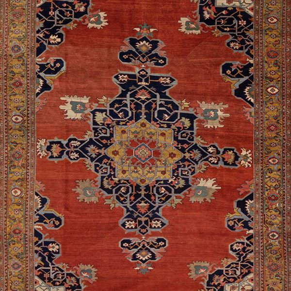 * Heriz Serapi carpet. Persia
