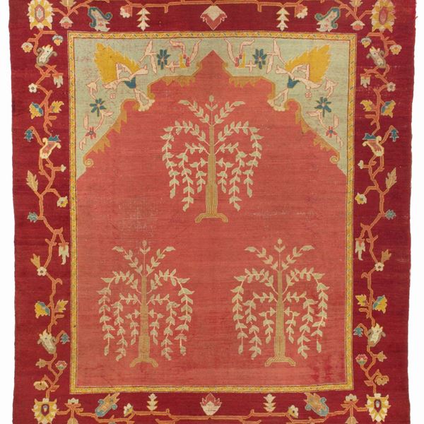 * Ushak carpet. Anatolia