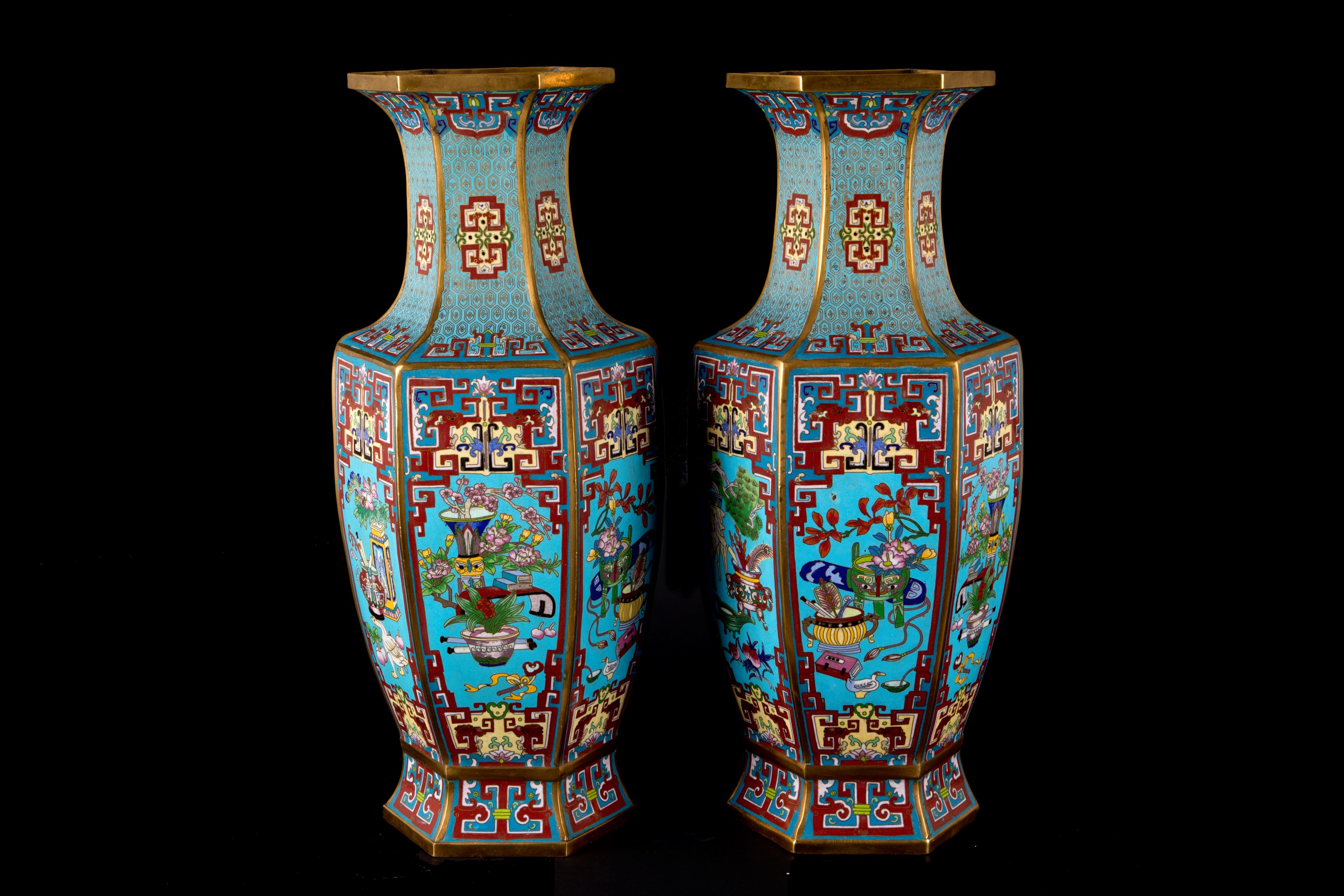 Coppia di vasi cloisonné