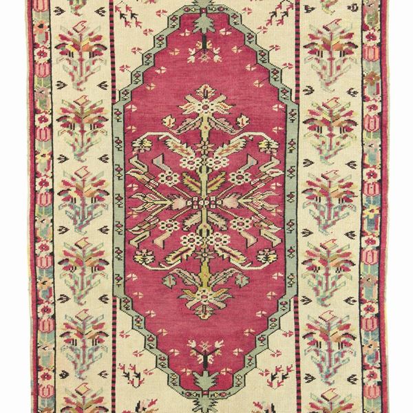 Ghiordes rug. Anatolia