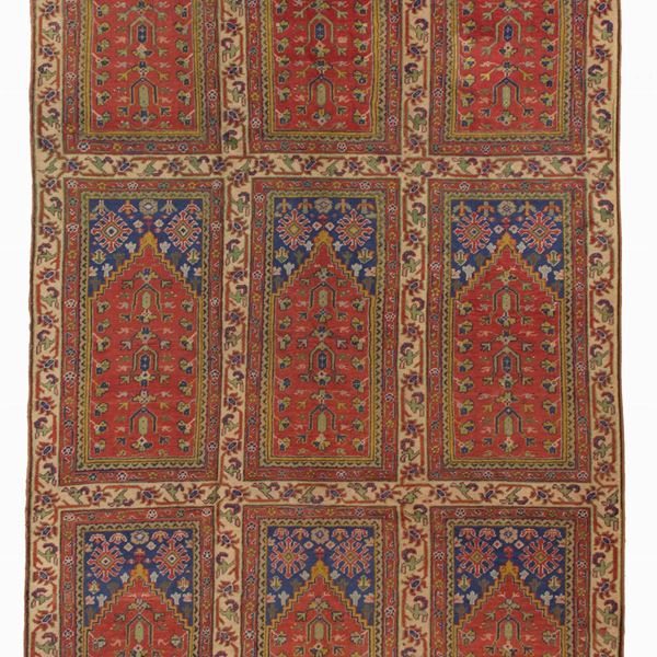 * Ushack carpet. Anatolia