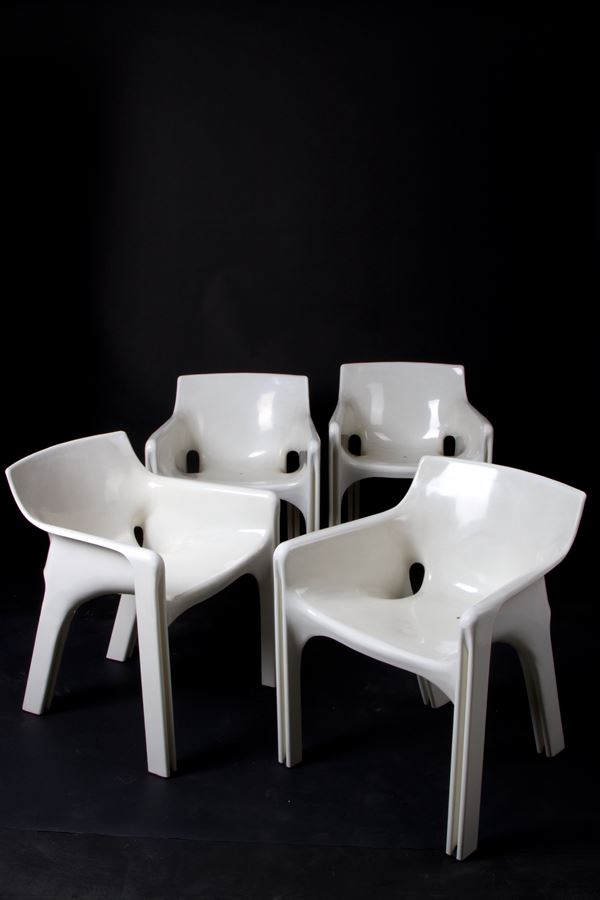 VICO MAGISTRETTI - Four Gaudì armchairs