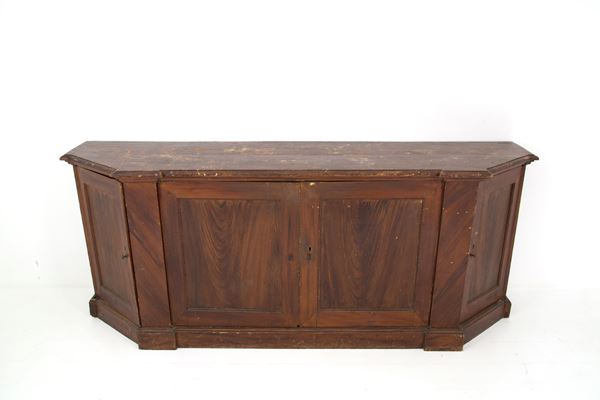 Rounded sideboard