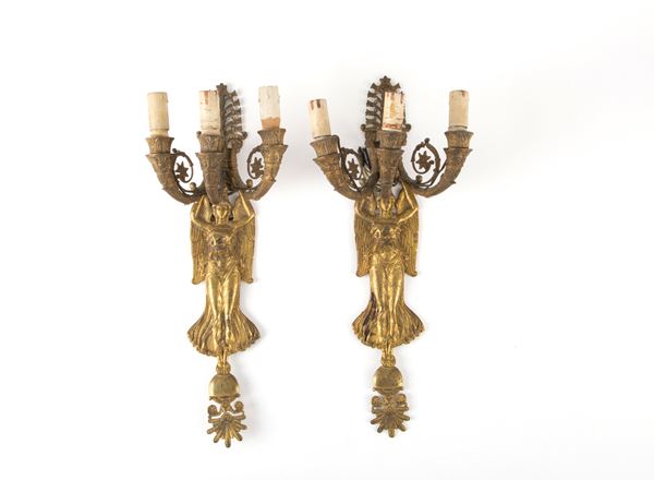 Coppia di applique in bronzo