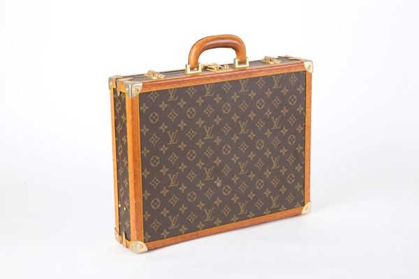Valigetta 24 ore. LOUIS VUITTON