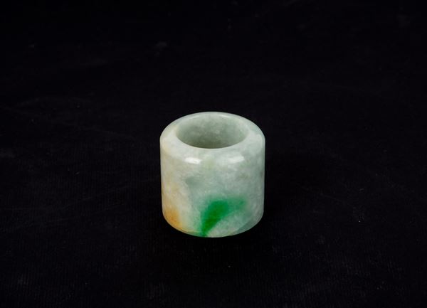 Anello da arciere in giada