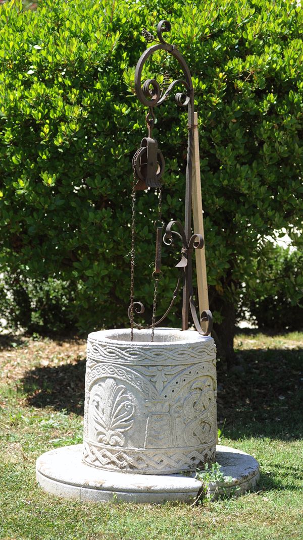 Well  - Auction MILANO DECOR - Antiques, Fine Art,  Carpets, Photographs & Design Auction (n. 92) - Viscontea Casa d'Aste