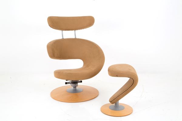 Poltrona con pouf mod. Peel