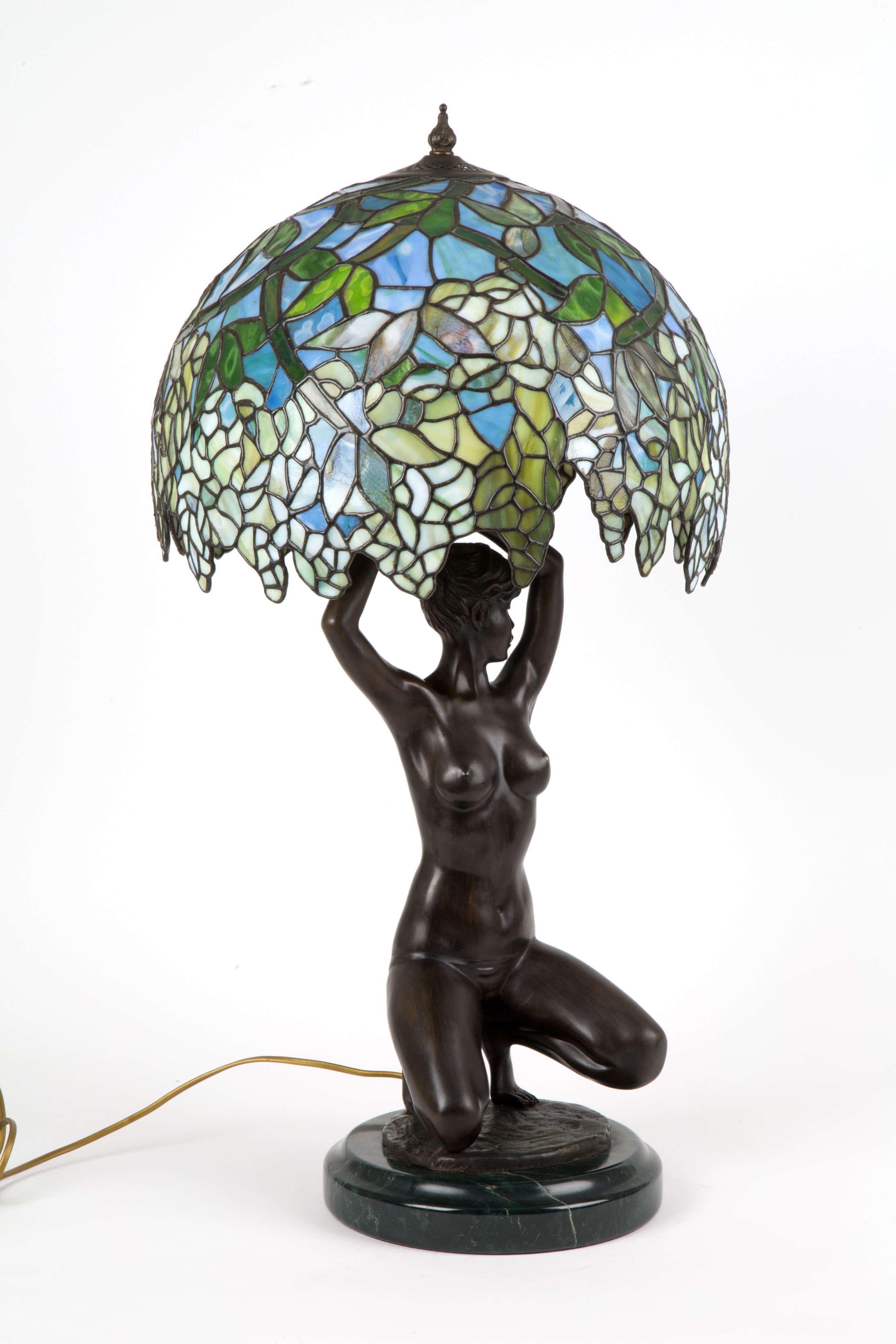 Lampada ad olio - Asta MILANO DECOR - Antiques, Fine Art & Design Auction -  Viscontea Casa d'Aste