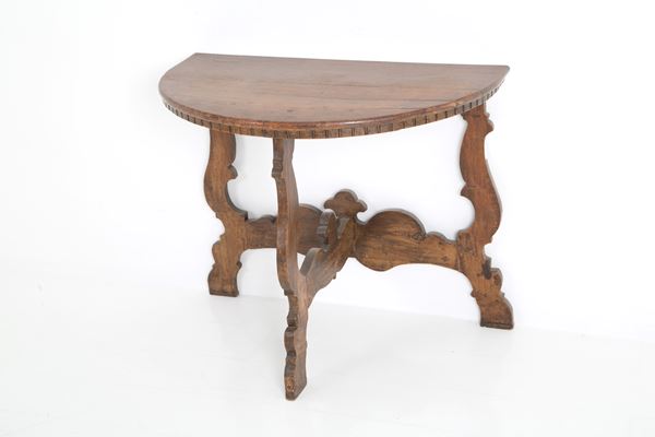 Crescent console
