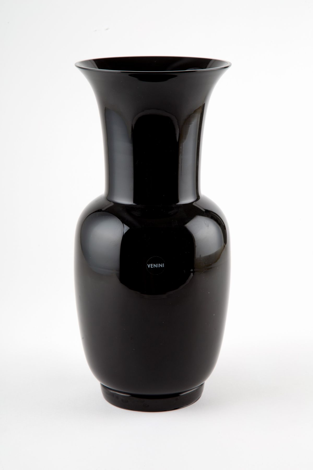 Vaso Opalino Nero. Venini