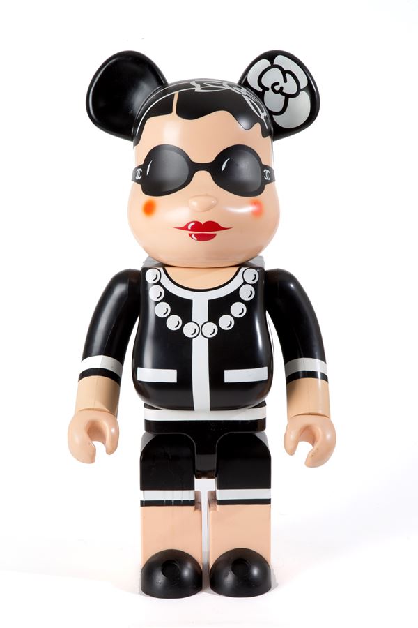 Bearbrick CHANEL doll