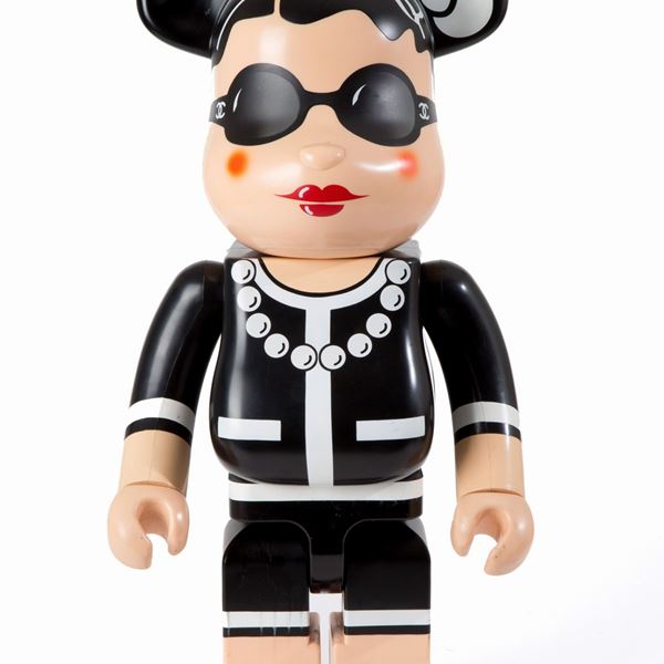 Bearbrick CHANEL doll