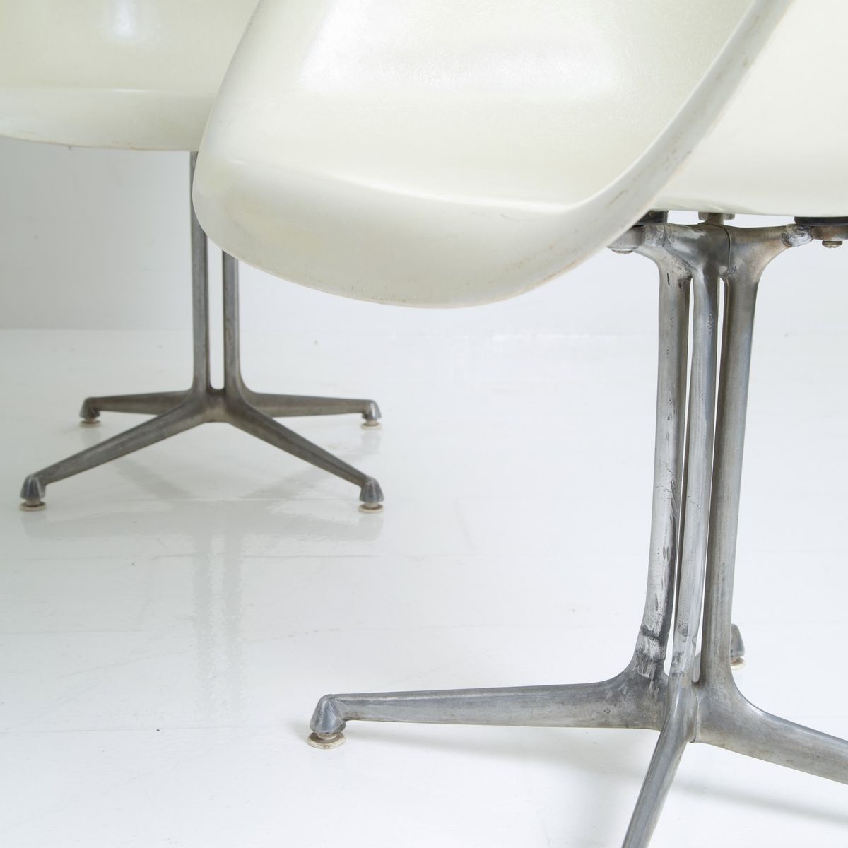 Quattro sedie La Fonda per HERMAN MILLER