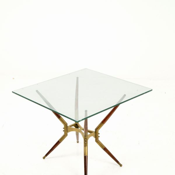 Coffee table with glass top
