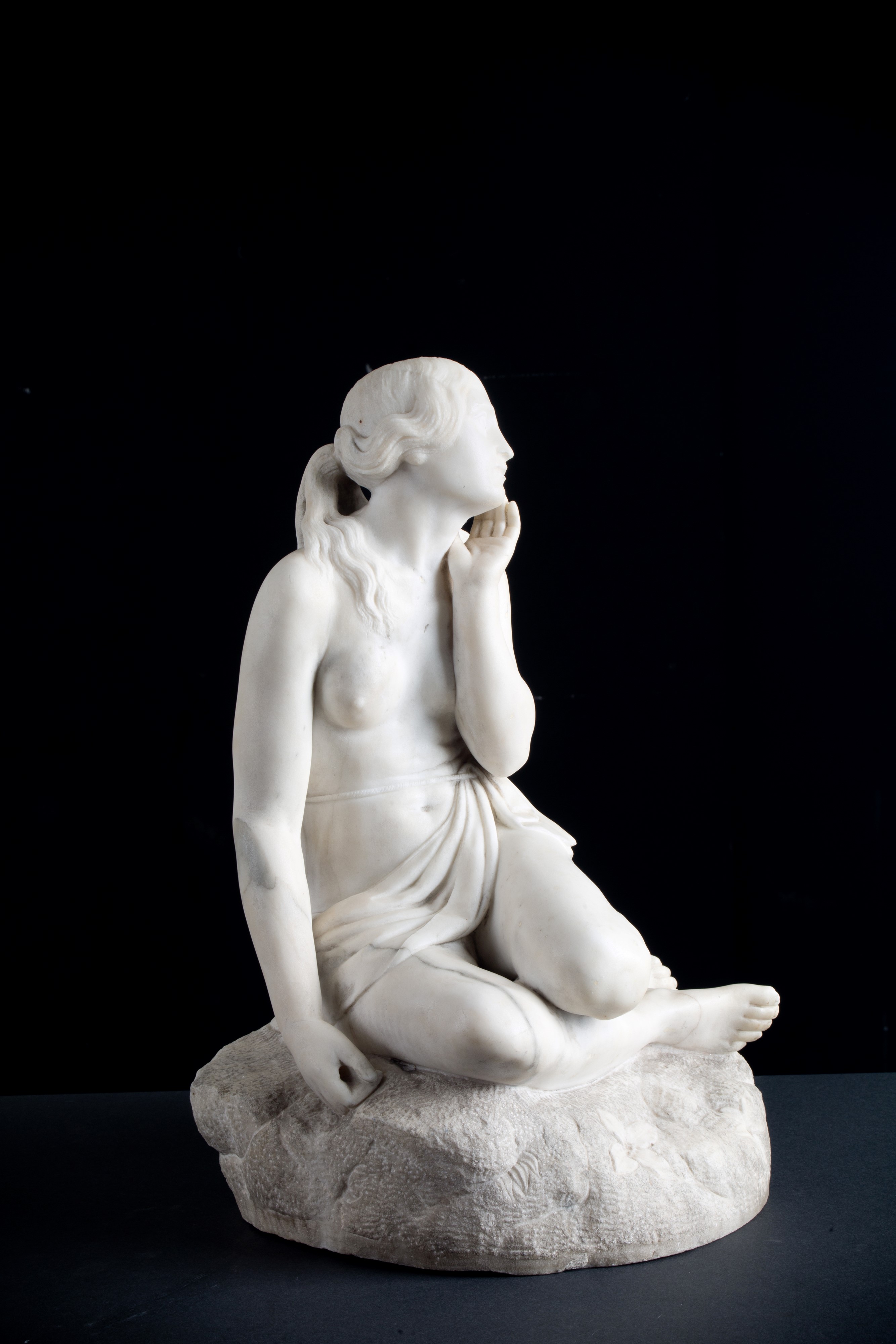 Scultura in Marmo "nudo di Donna"