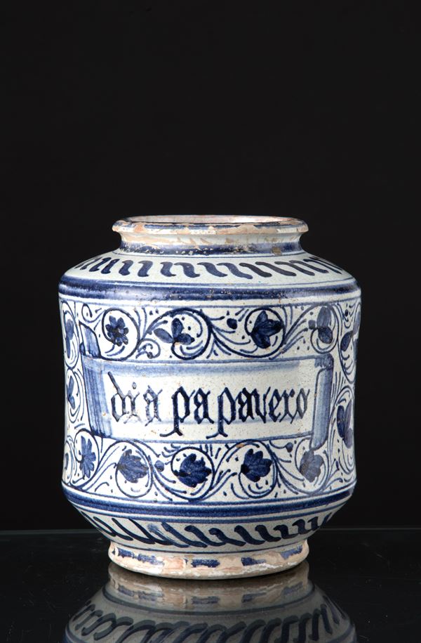 Pharmacy jar for poppy