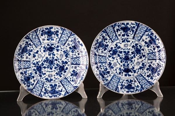 Pair of plates