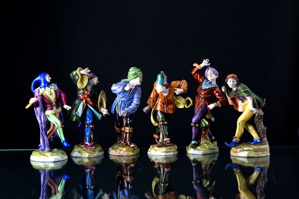Sei statuette "PERSONAGGI DANZANTI"