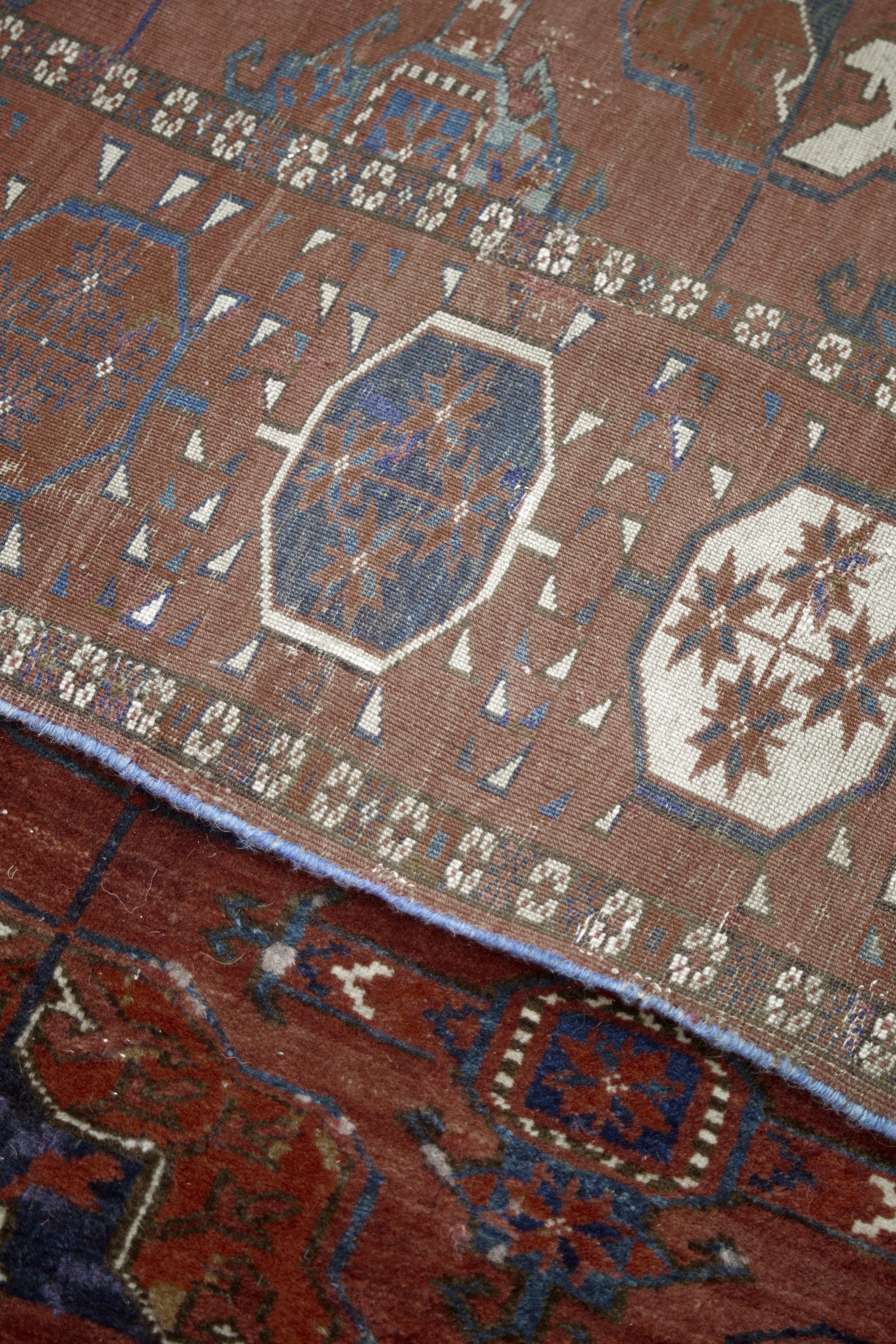 Tekkè main carpet. Turkestan Occidentale