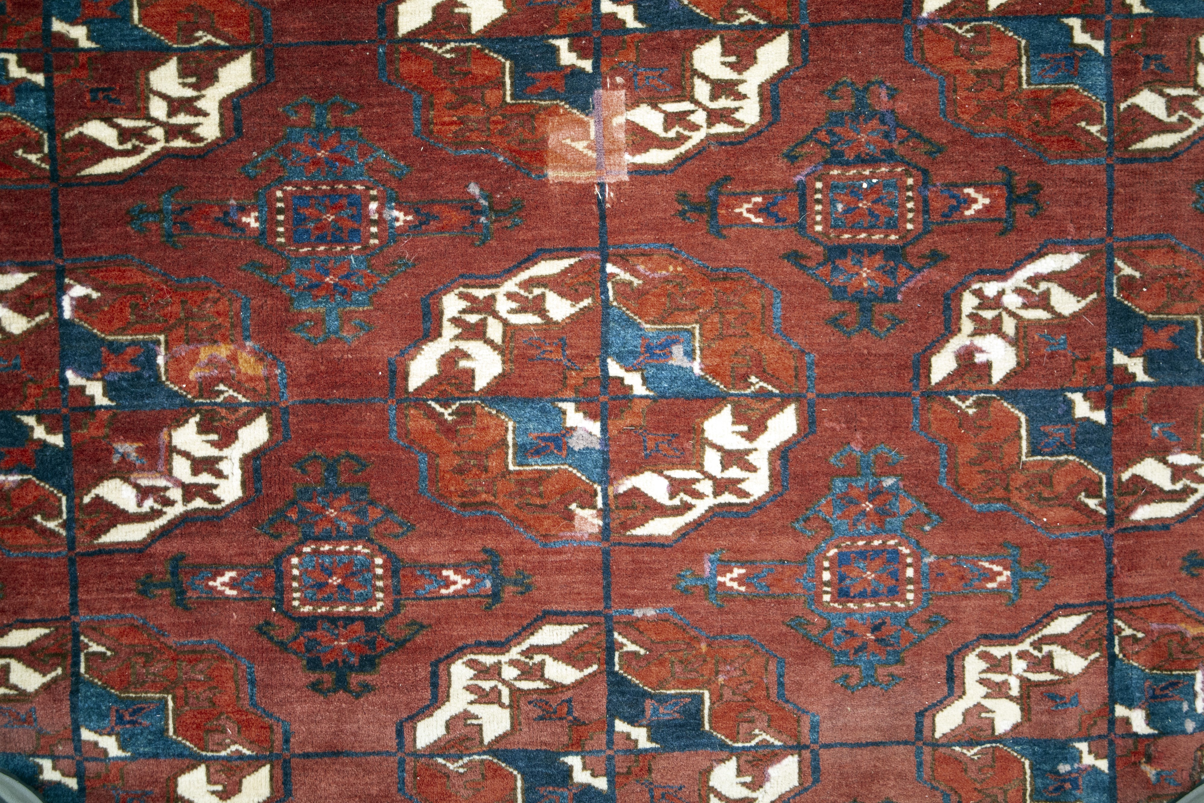 Tekkè main carpet. Turkestan Occidentale