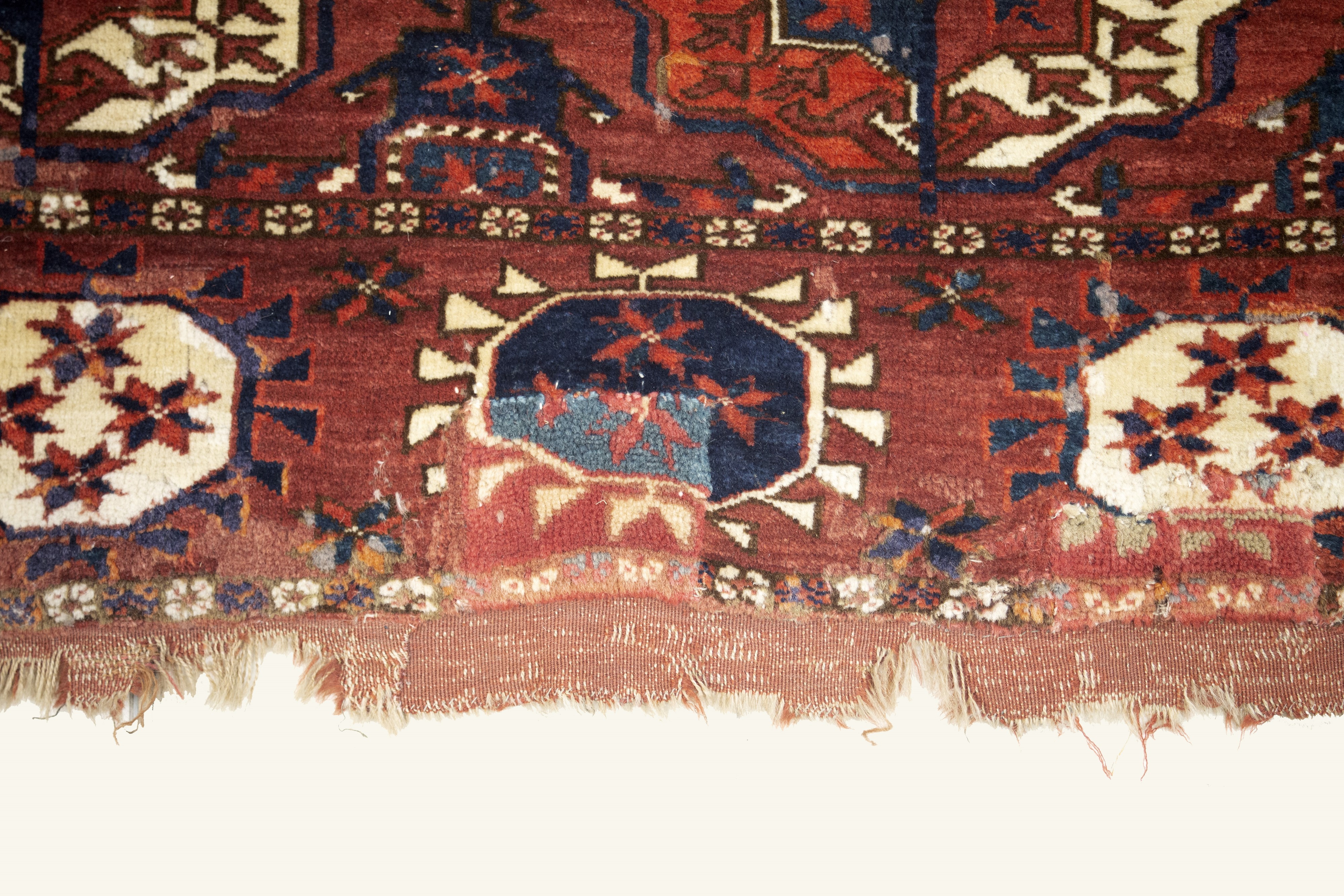 Tekkè main carpet. Turkestan Occidentale