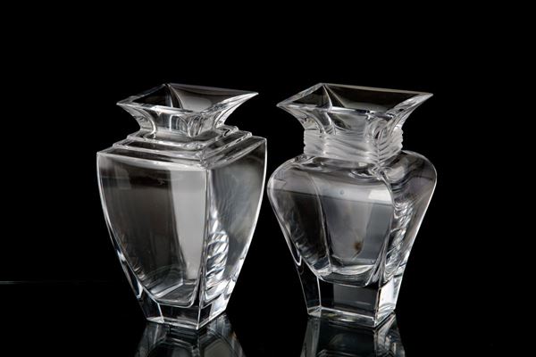 Pair of transparent vases. CRISTALLERIE DE HAUTE BRETAGNE