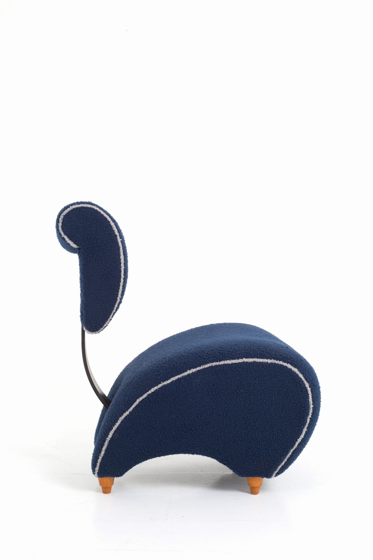 Jordan Mozer - Poltroncina in Lana Bouclé Blu