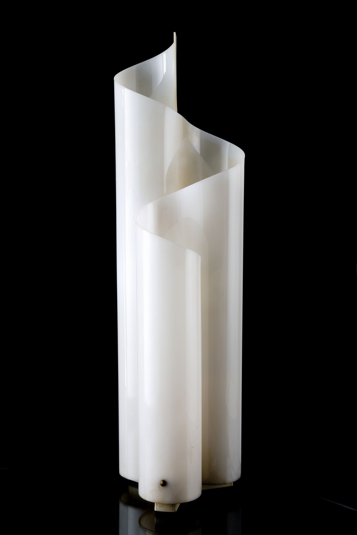 Vico Magistretti - Lampada Mezza Chimera per Artemide