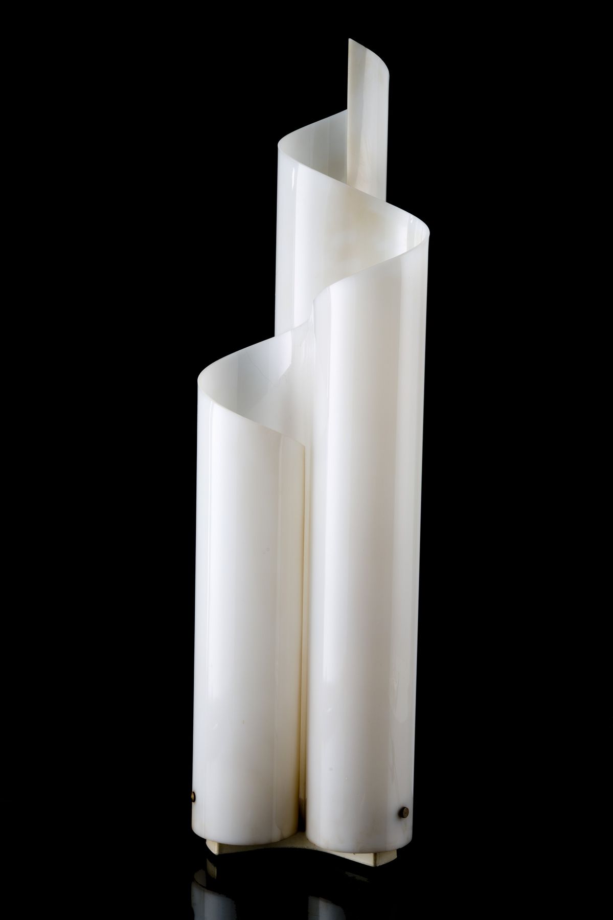 Vico Magistretti - Lampada Mezza Chimera per Artemide