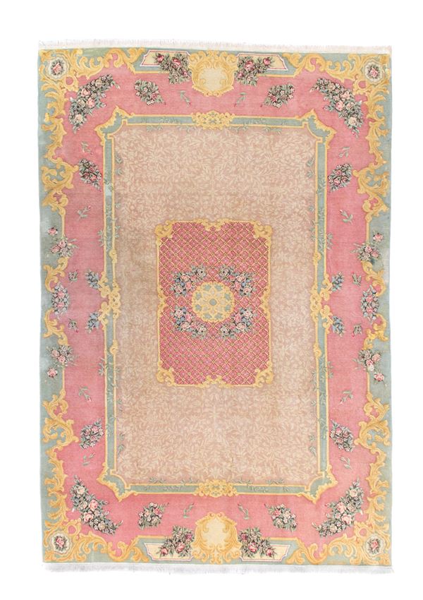Herekè carpet in wool and relief workmanship. Persia