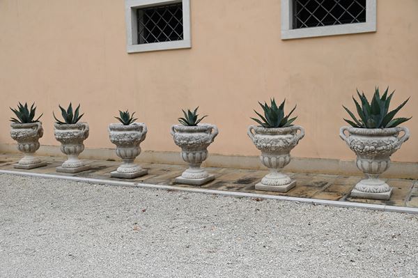 Six vases
